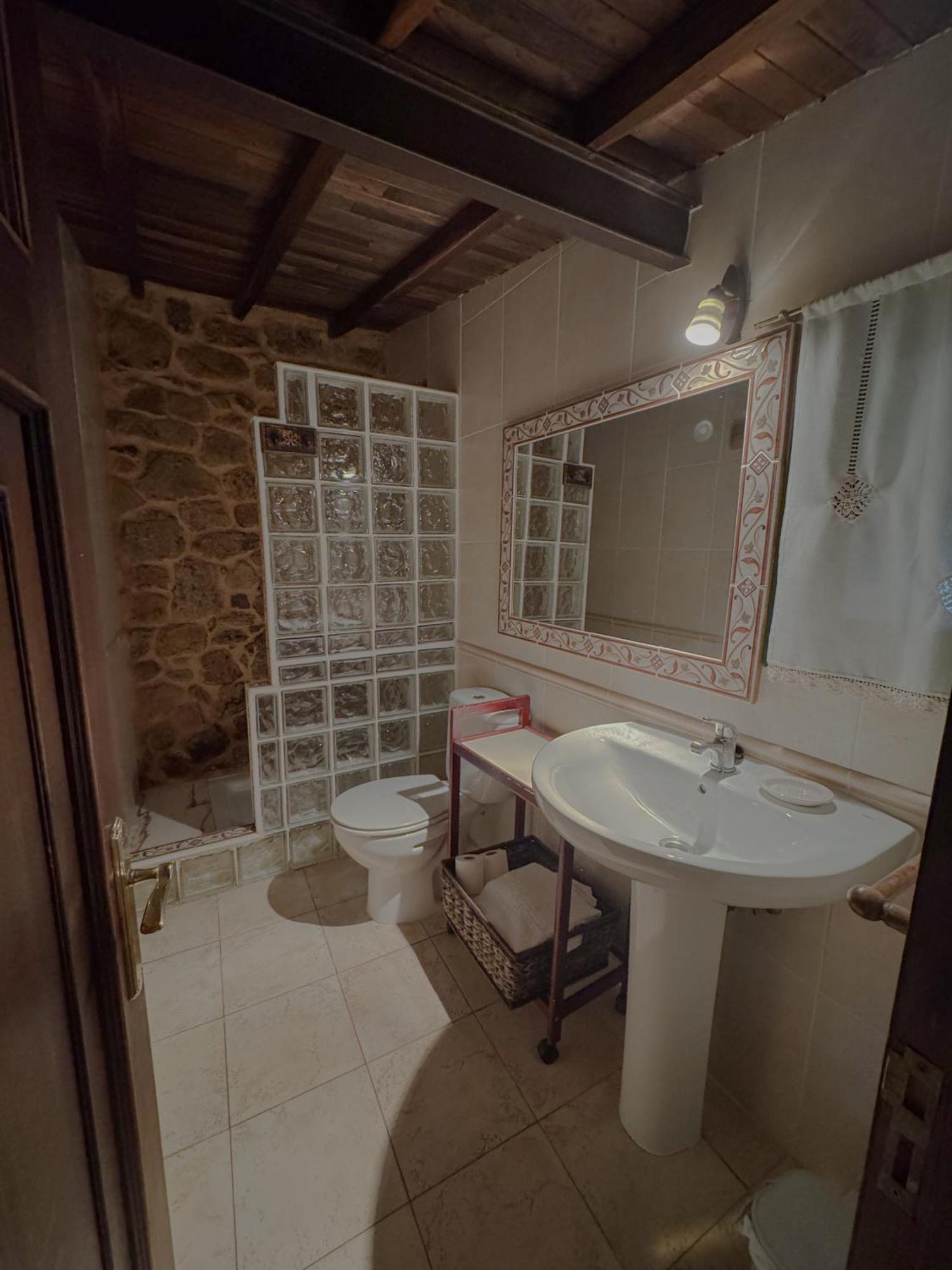 Aldea Figueiredo Guest House โอว์เรนเซ ภายนอก รูปภาพ